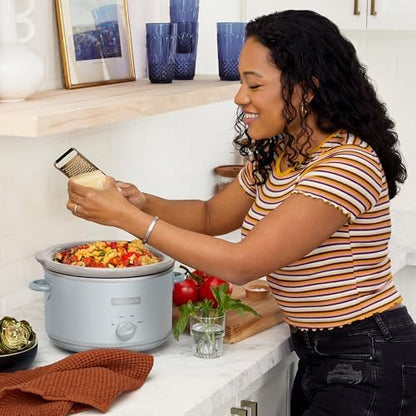 4.5 Quart Manual Slow Cooker – Macaroon Blue - Curated Catalog J6
